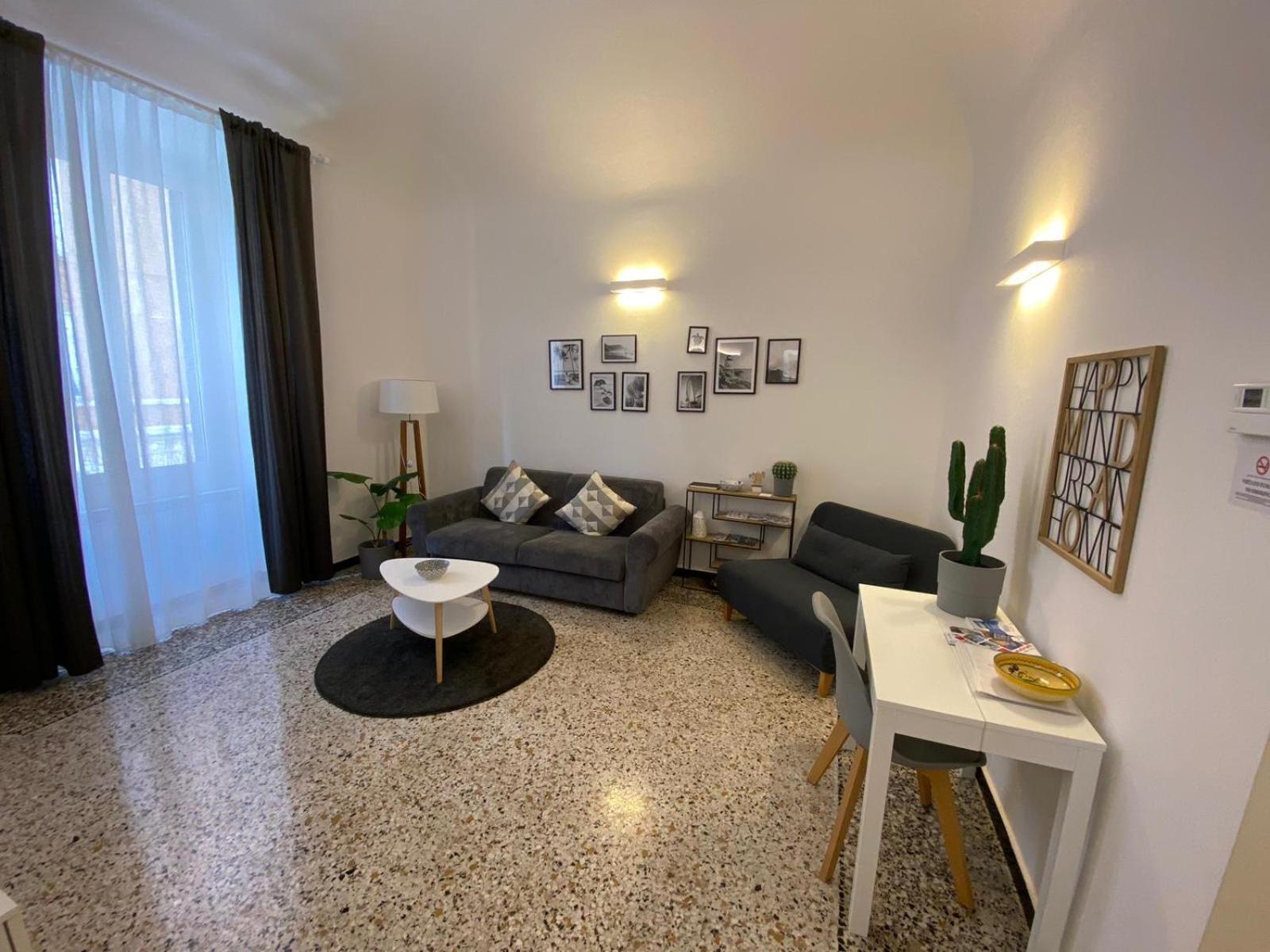 Albatros Apartment Savona Bagian luar foto