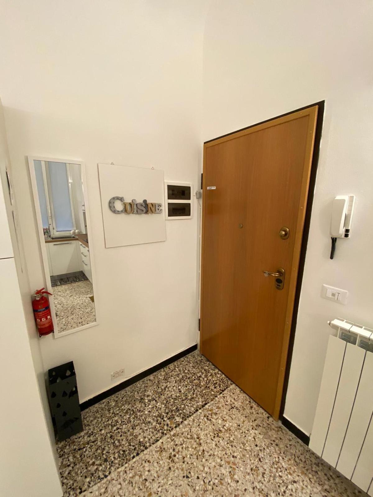 Albatros Apartment Savona Bagian luar foto